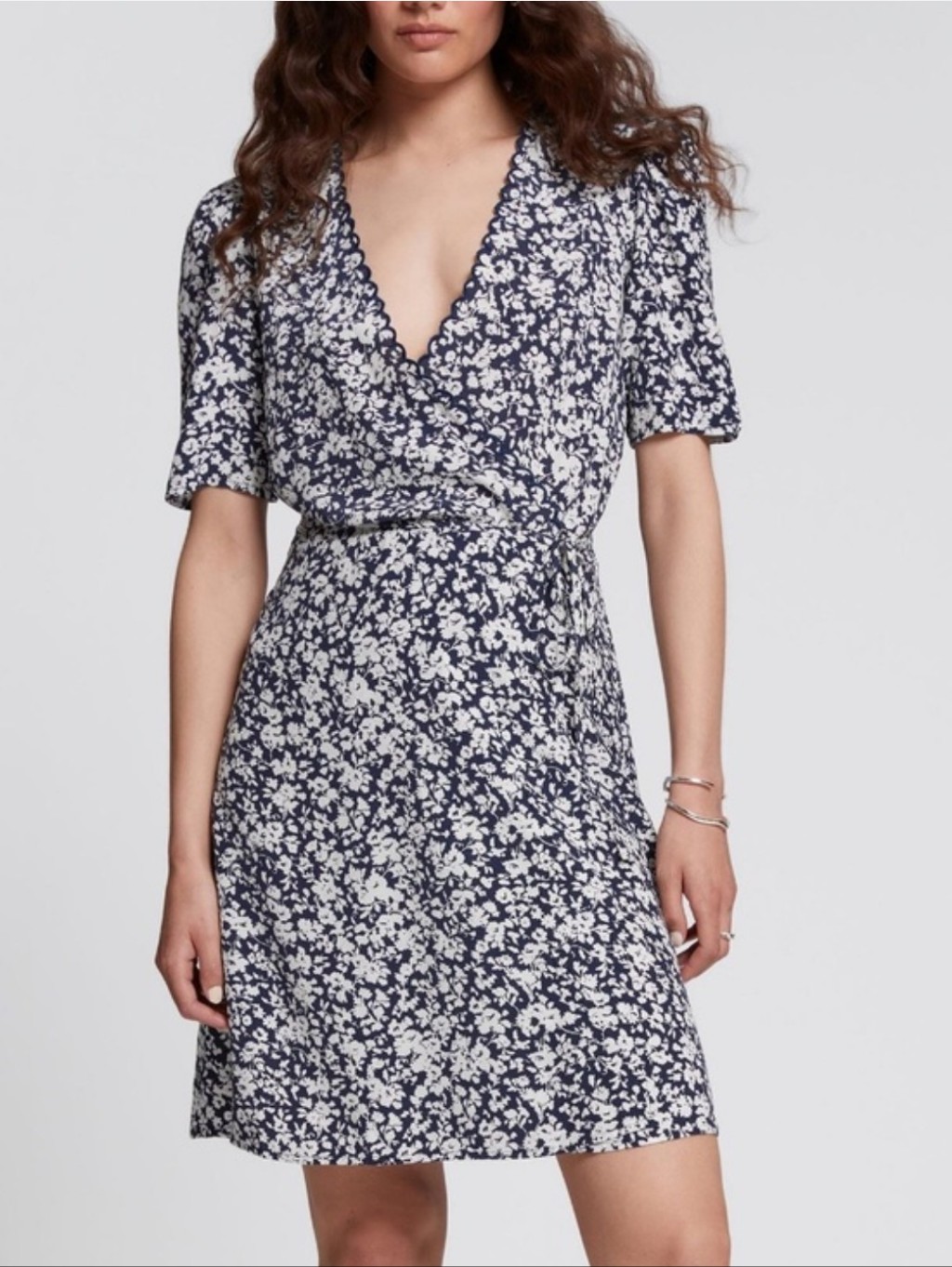 & Other Stories Navy Floral Dress With Scalloped Trim Sz 10